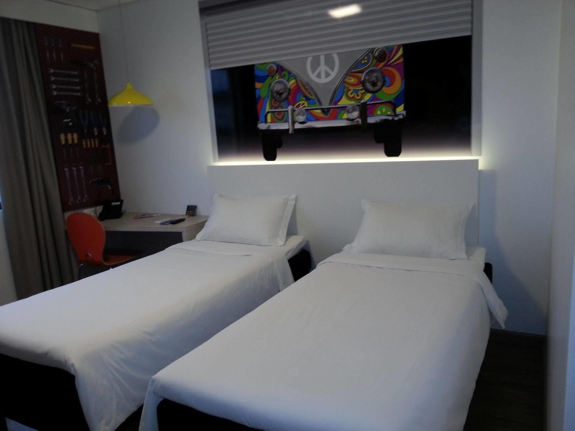 Hotel Caiua Lago Умуарама Екстериор снимка